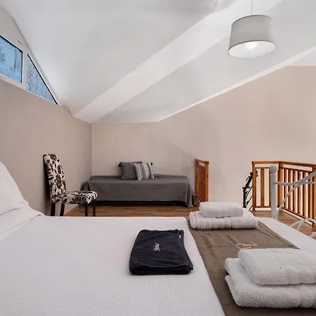 Oceanida Garifalia Country House *